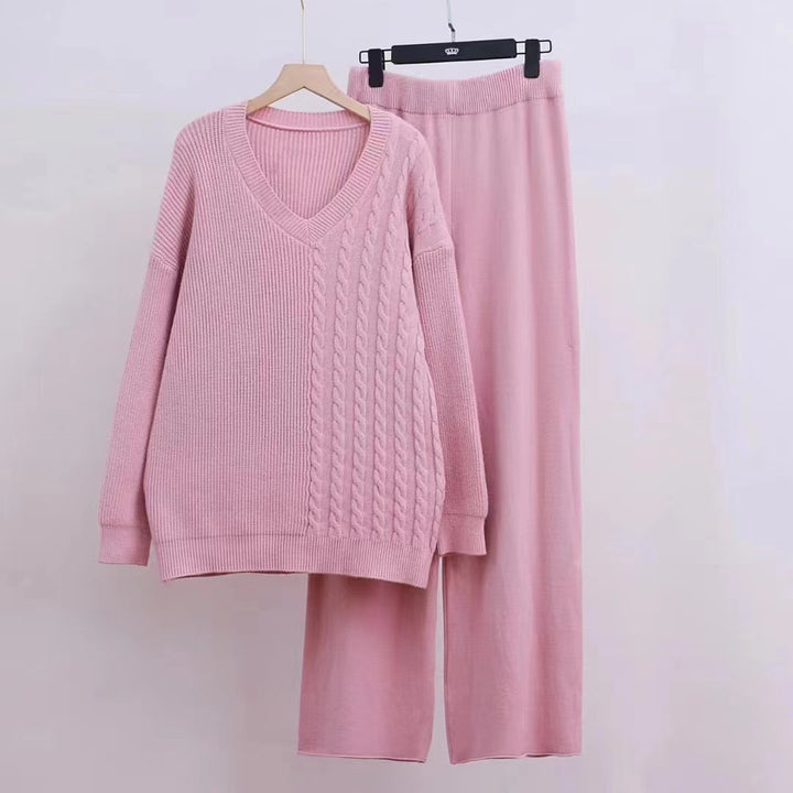Pull en fine maille pour femmes et pantalon à coupe large avec décolleté en V et design en relief Chic & Stil