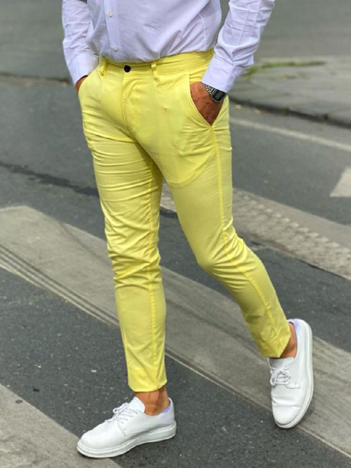 Comfortable summer chino pants for men with side pockets and elastic waistband Lune London