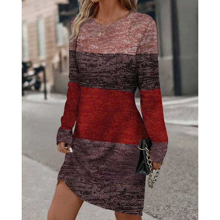 Women's Knitted Dress with Stylish Textured Pattern and Casual Cut Lune London