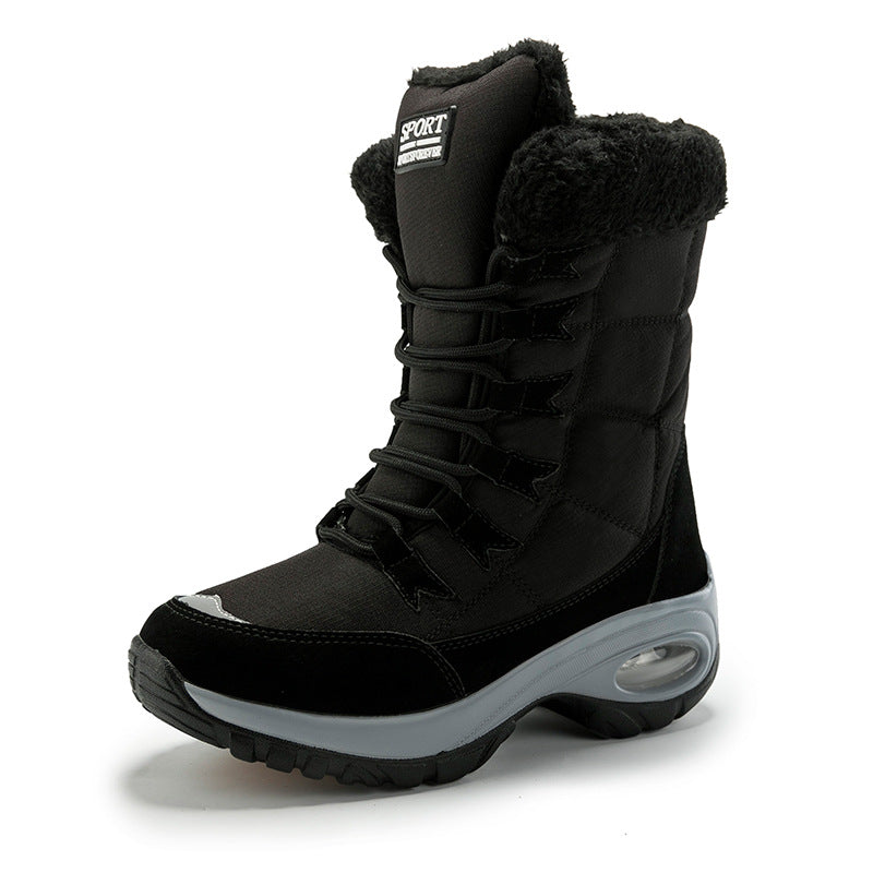 Thermal winter boots for women with non-slip sole and insulating lining Lune London