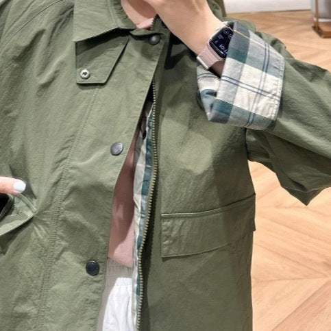 Short utility jacket for men with practical pockets and modern collar Lune London