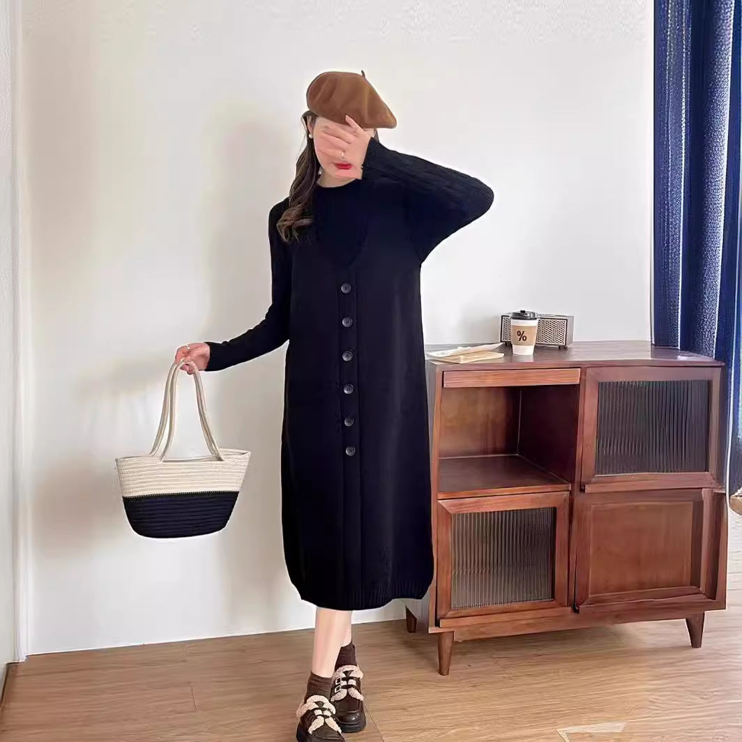 Sustainable knit dress for women with button placket and pockets Lune London