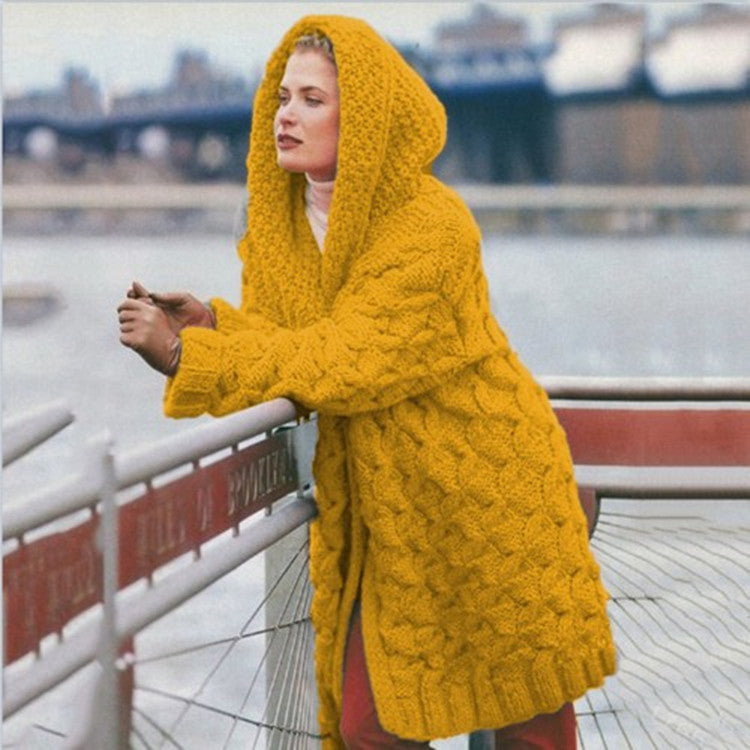 Chunky knit coat for women with hood and oversized design Lune Londonl