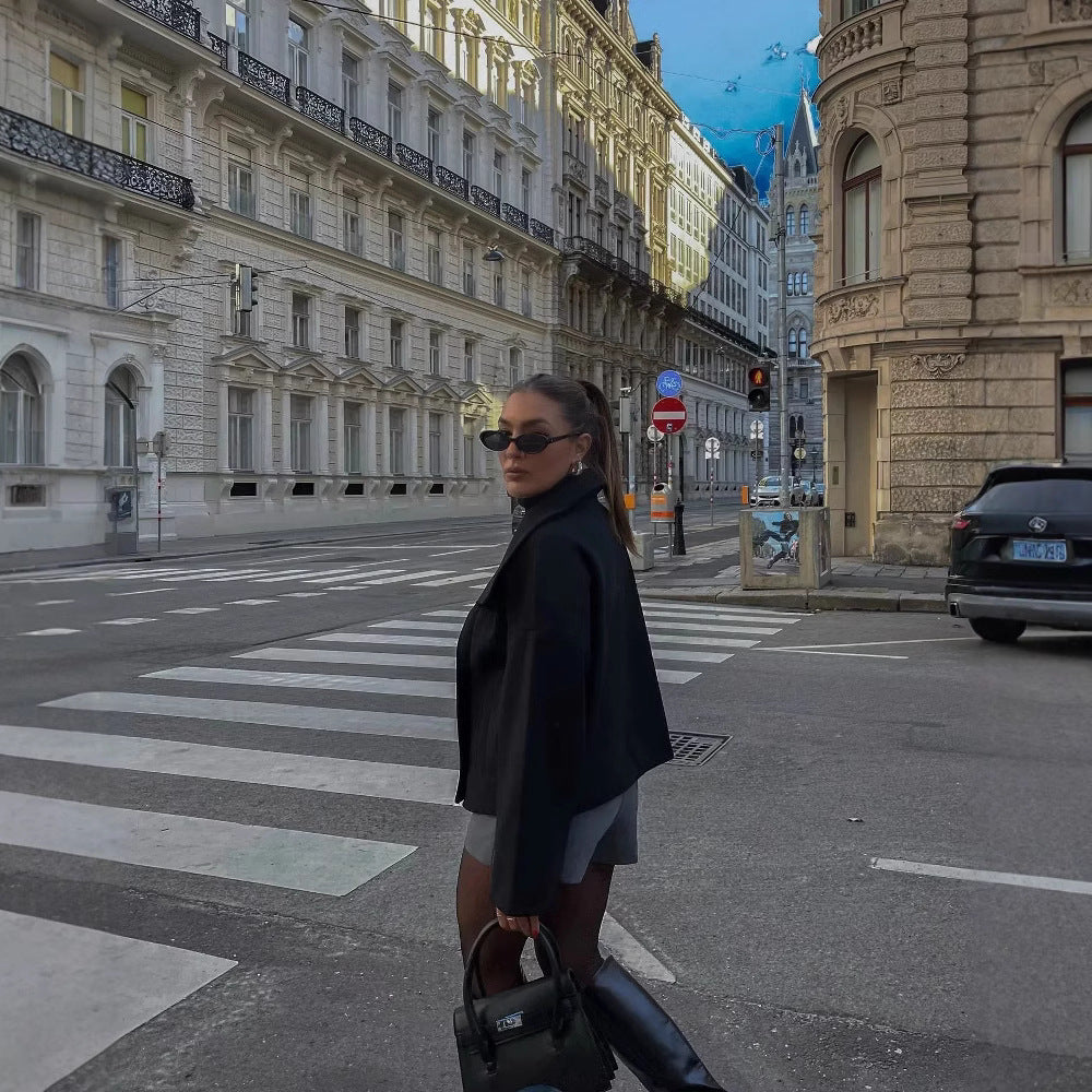 Oversized double-breasted blazer for women with elegant shawl collar and large buttons Lune London