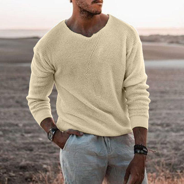 Men's sweater with V-neck and textured design Chic and Style