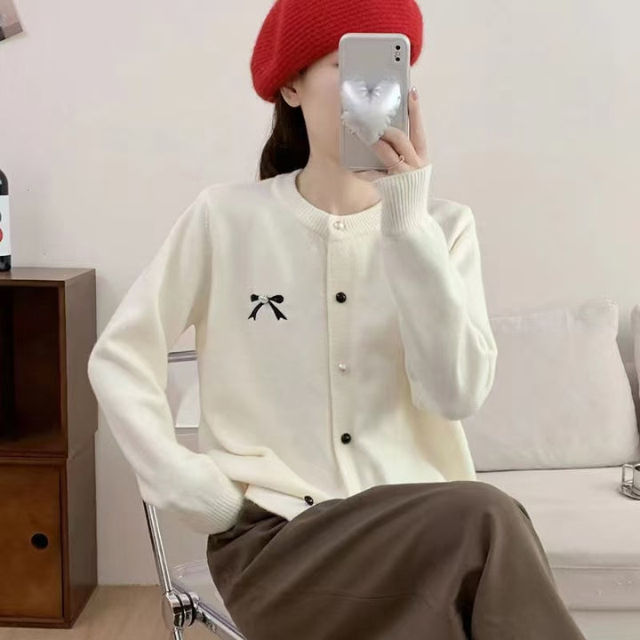 Women’s knitted jacket with decorative bow embroidery Lune London