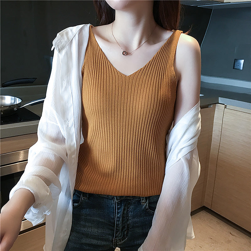 Ladies Rib V-neck knit tank top Lune London