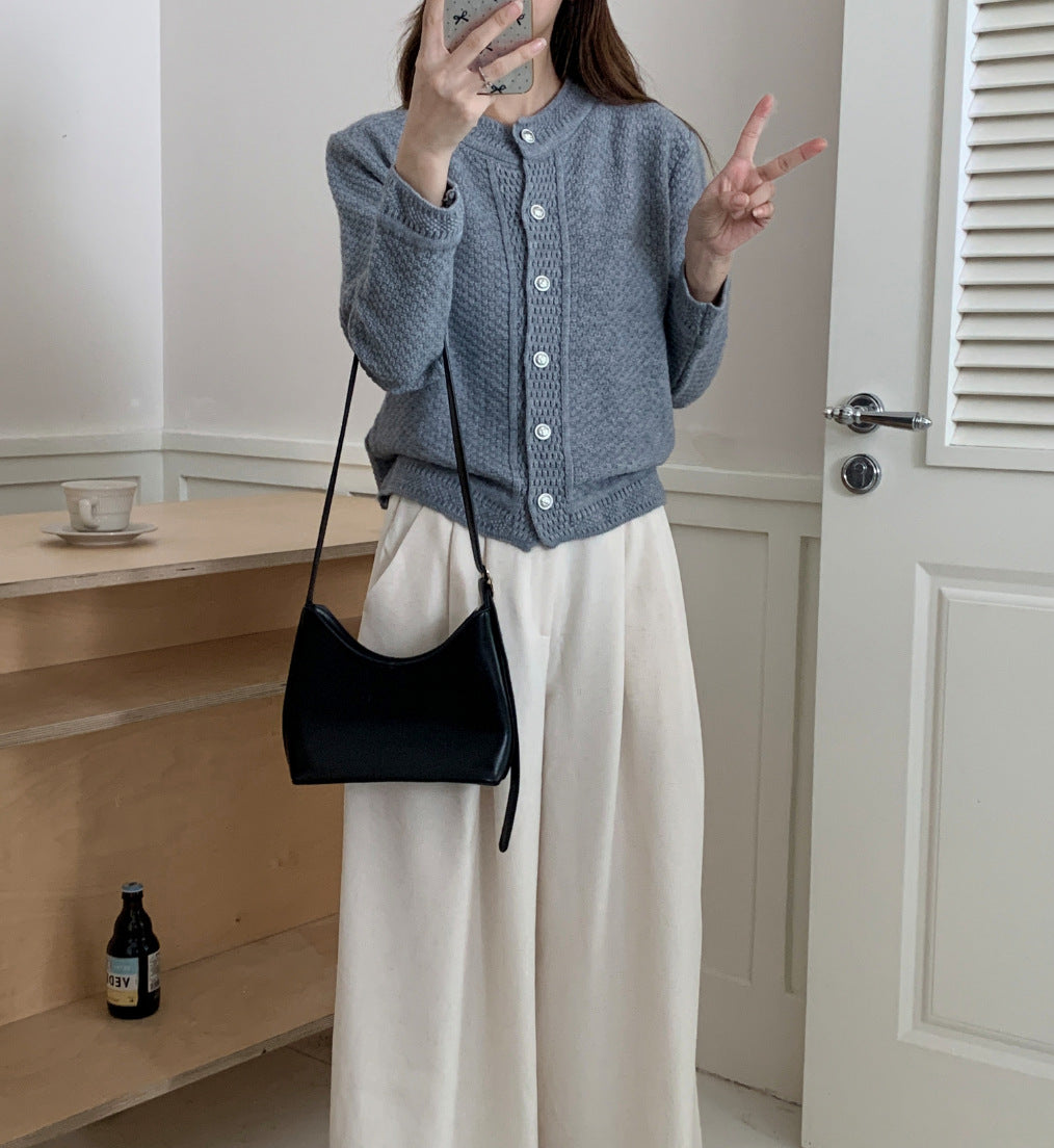 Lady knitted cardigan with textured pattern and high-quality buttons Lune London