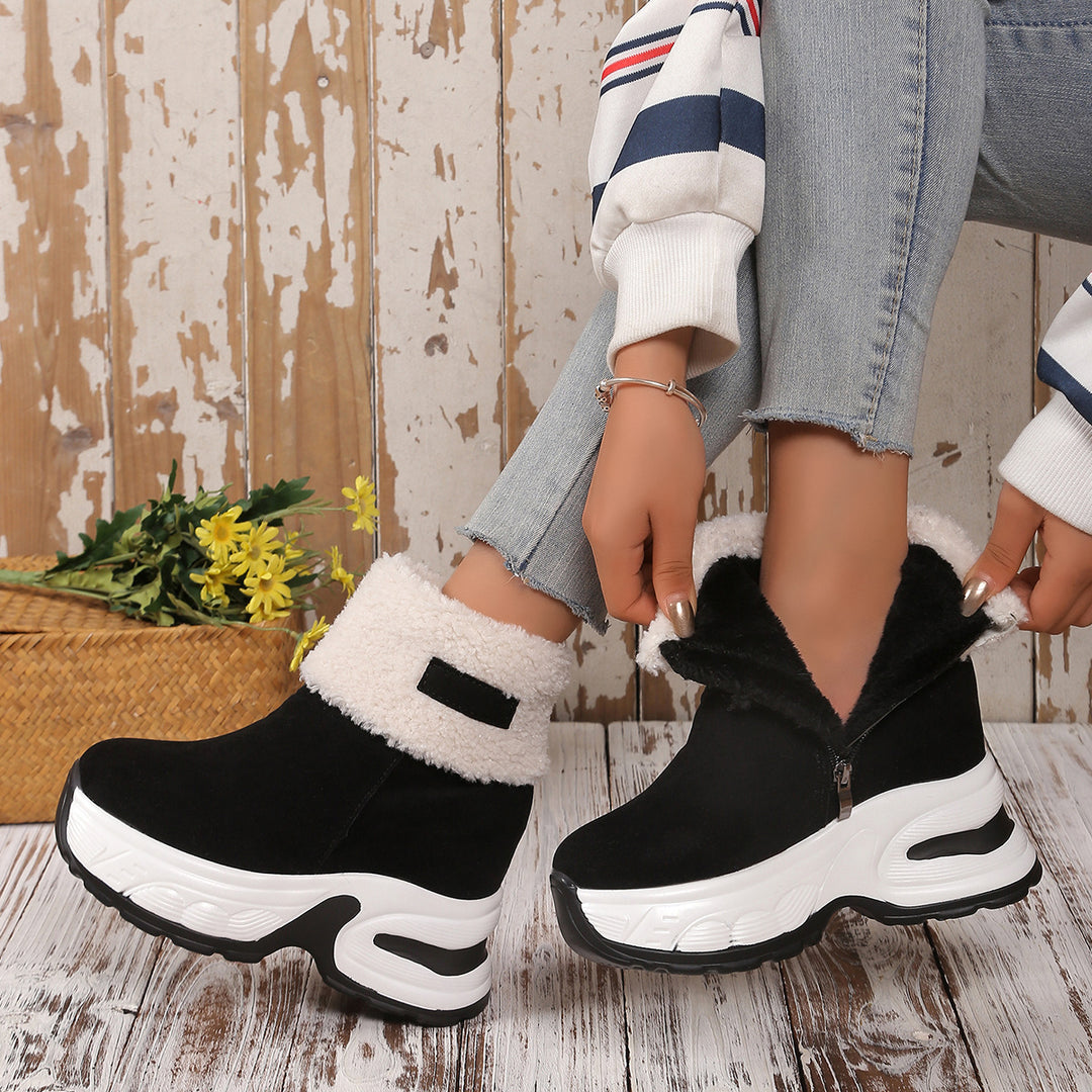 Trendy fleece boots for women with wedge heel Lune London