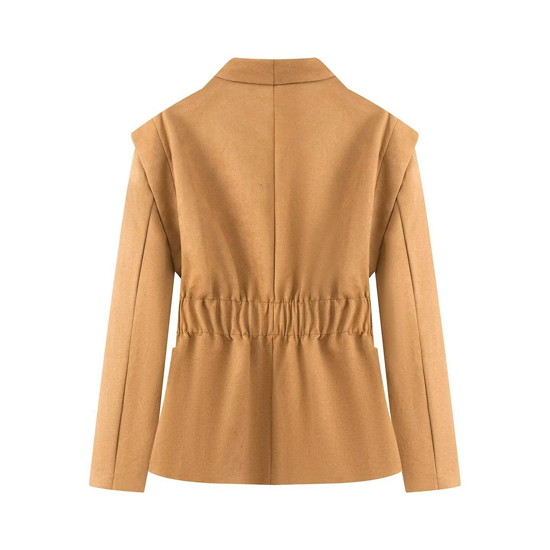 Veste blazer élégante pour femmes avec coupe classique et poches plaquées Lune London