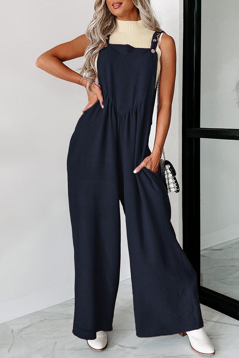 Casual women's jumpsuit with wide leg and decorative button details Lune London