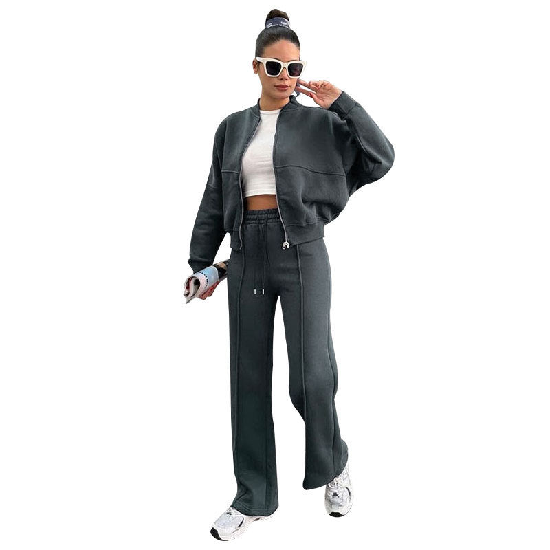Casual set for women in soft fleece with jacket and pants Lune London