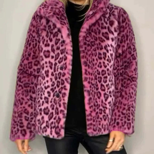 Fashionable plush coat for women with leopard print and elegant cut Lune London