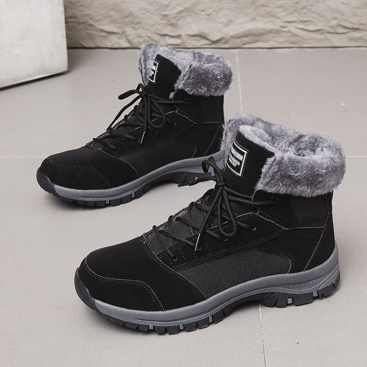 Women's winter boots lined with non-slip sole and insulated collar Lune London