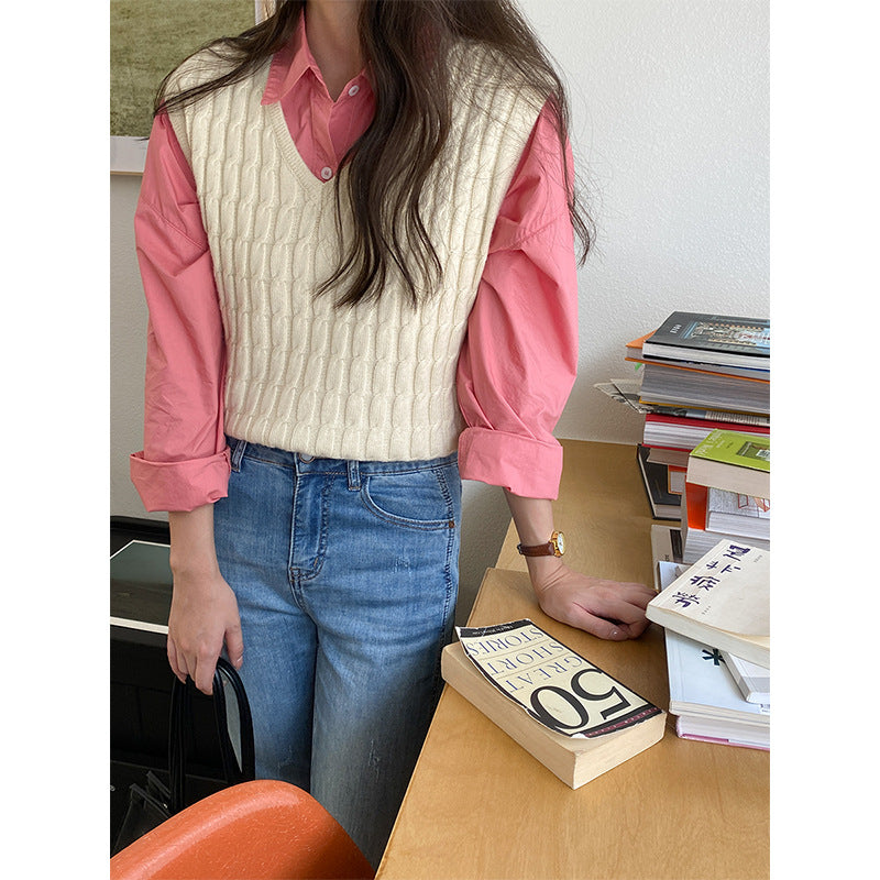 Women's elegant and casual blouse with a slightly oversized fit Chic & Stil