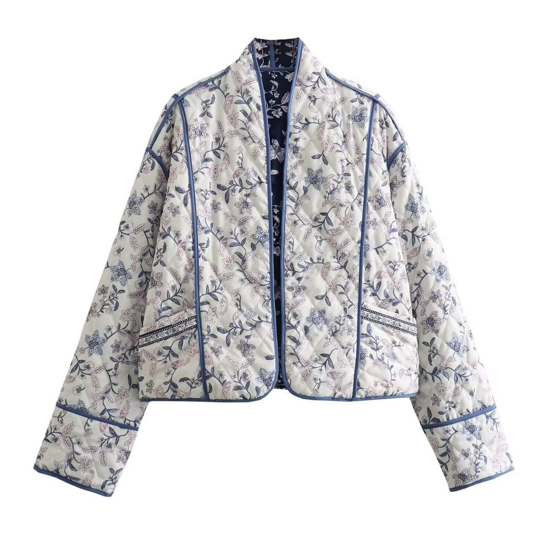 Veste kimono élégante pour femmes au design floral avec des accents adorant les détails Chic & Stil