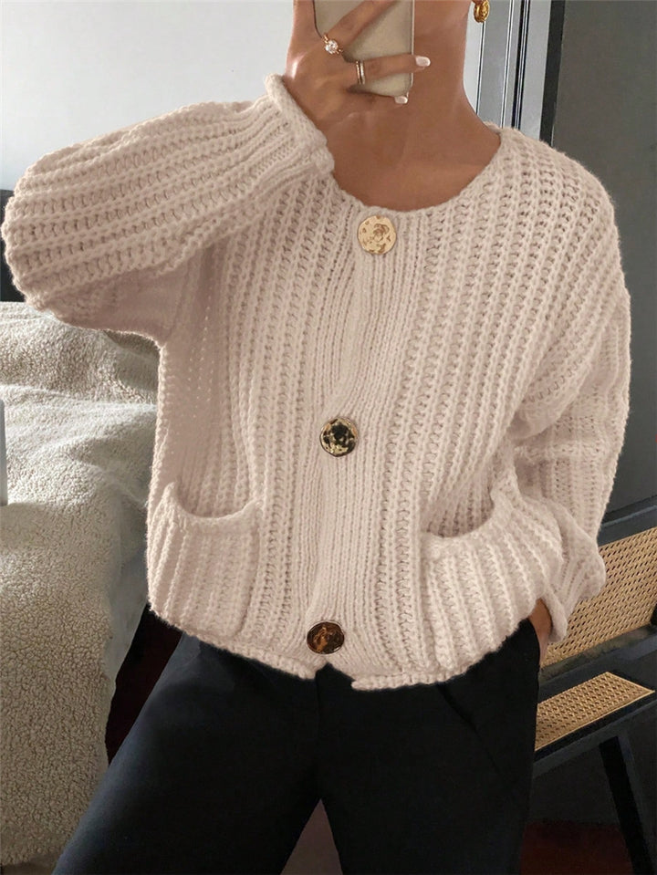 Ladies large knit jacket with elegant buttons and pockets Lune London