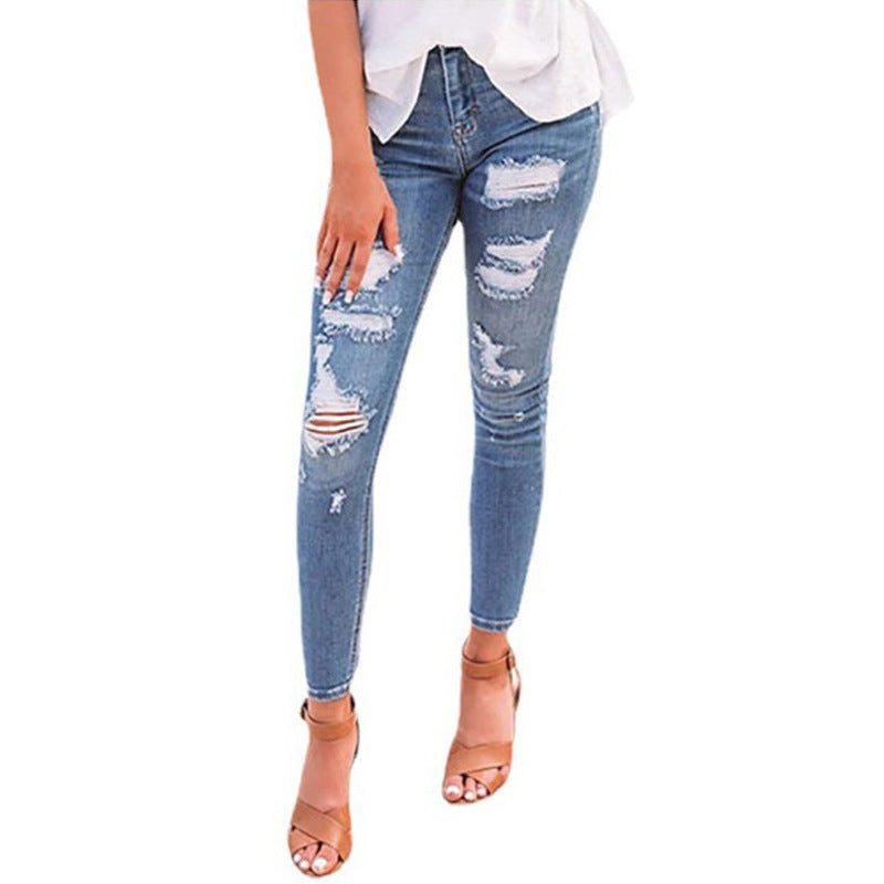 Ladies Skinny Jeans with fashionable destroyed effects Lune London