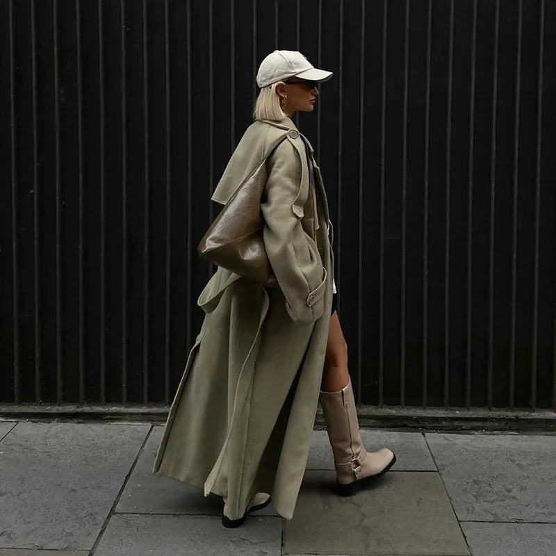 Manteau surdimensionné à la mode pour dames avec ceinture ajustable Chic & Stil