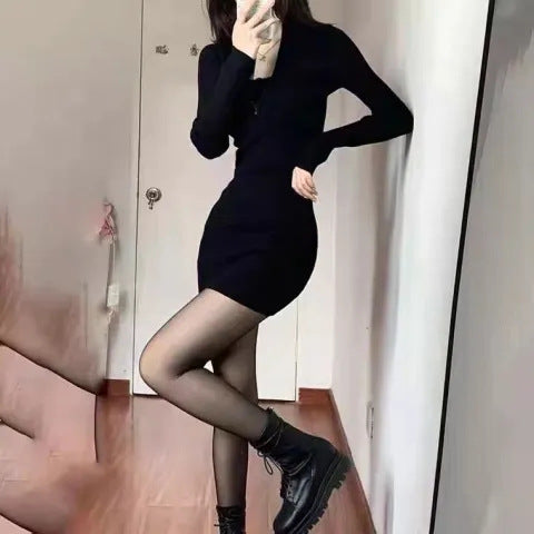 Ladies fitted mini dress with modern zipper and ribbed texture Lune London