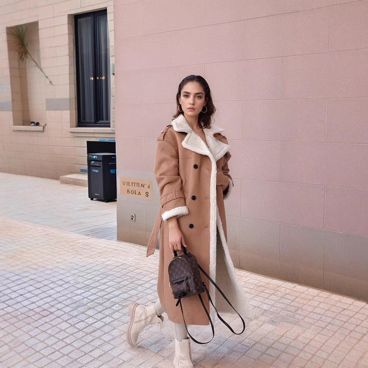 Ladies Oversized Warming Coat with Faux Fur Collar Lune London