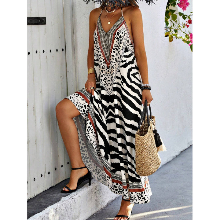 Bohemian maxi dress for women with exotic print Lune London