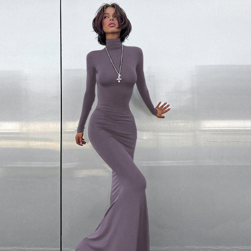 Fitted long dress for ladies with long sleeves and high collar and elegant cut Lune London
