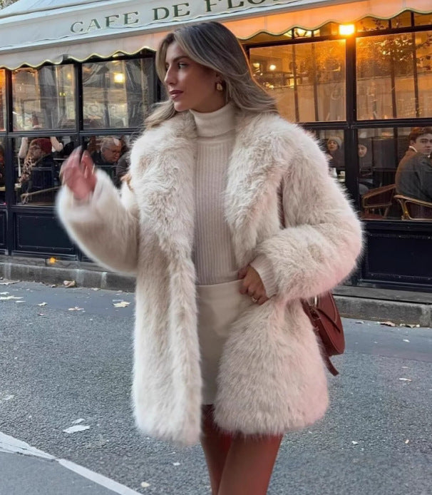 Women Elegant Oversized Faux Fur Coat with Wide Sleeves Lune London