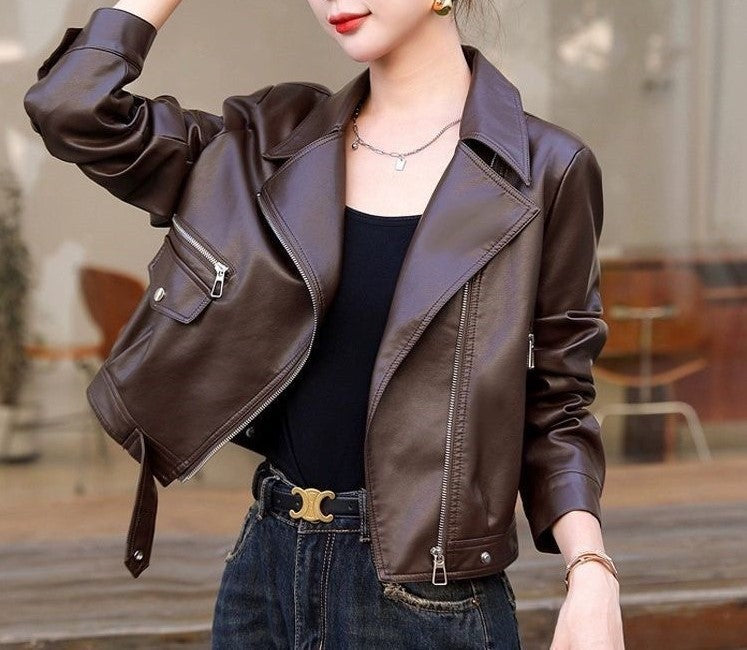 Veste de motard à la mode pour femmes avec fermeture éclair asymétrique et poches pratiques Chic & Stil