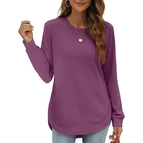 Casual women's long sleeve sweater with curved hem Lune London