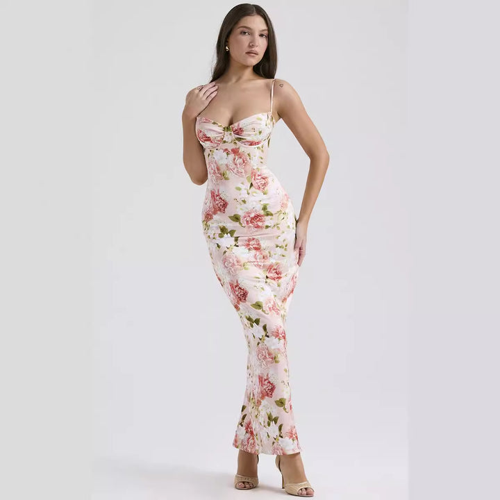 Elegant maxi dress for women with floral pattern and adjustable spaghetti straps Chic & Stil
