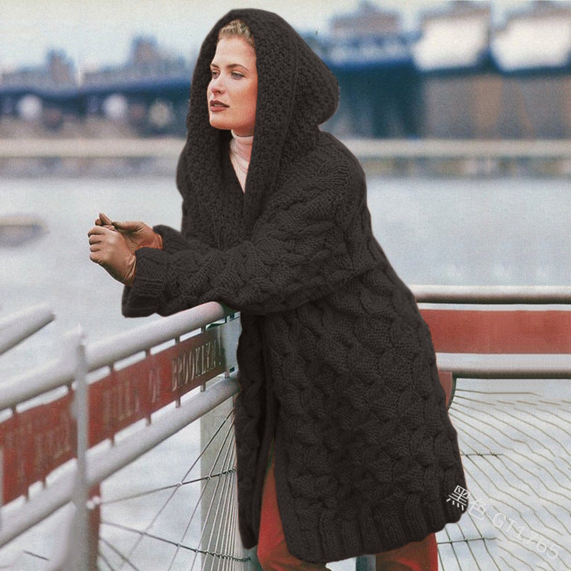 Chunky knit coat for women with hood and oversized design Lune Londonl