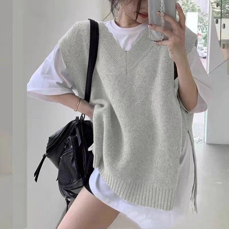 Gilet en tricot pour femmes avec décolleté en V et coupe ample Chic & Stil