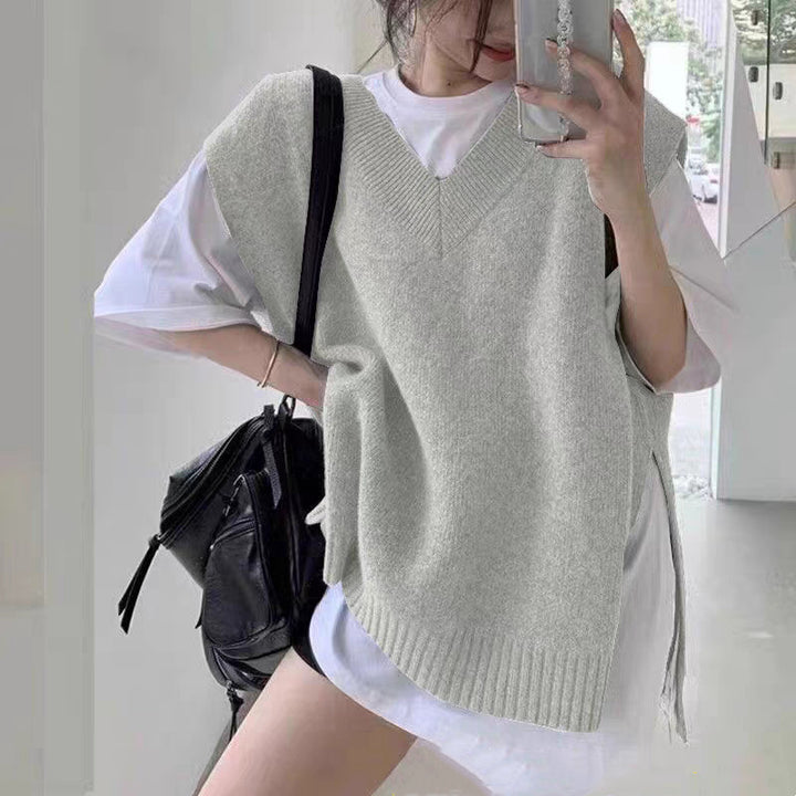 Gilet en tricot pour femmes avec décolleté en V et coupe ample Chic & Stil