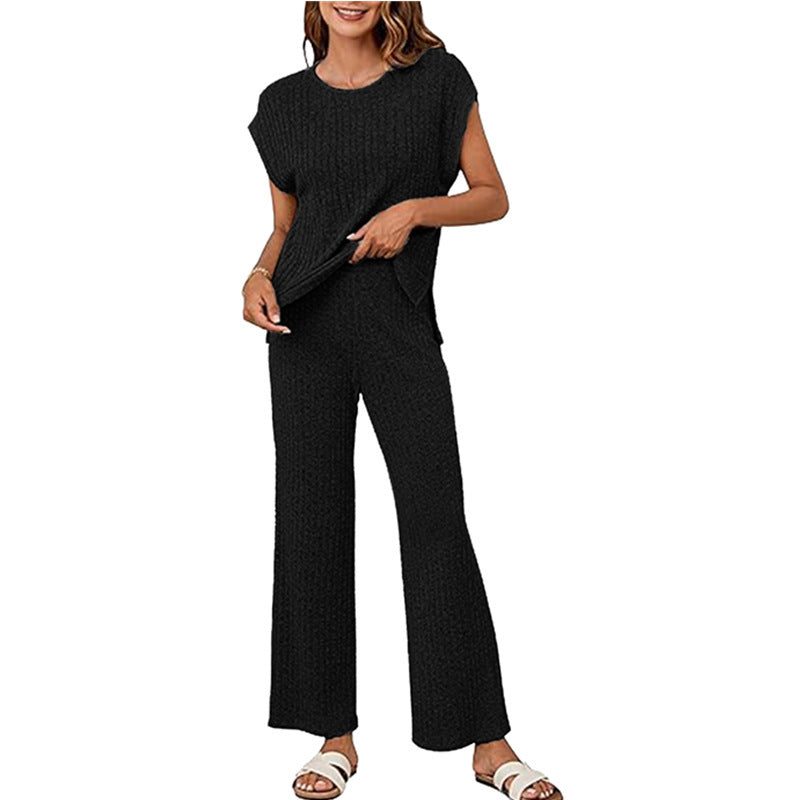 Comfortable knit loungewear set for women with wide sleeves and a relaxed fit Lune London
