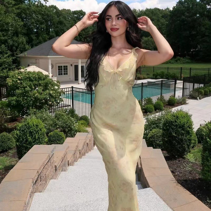 Maxi dress for women with floral lace embellishments and elegant V-neck Lune London