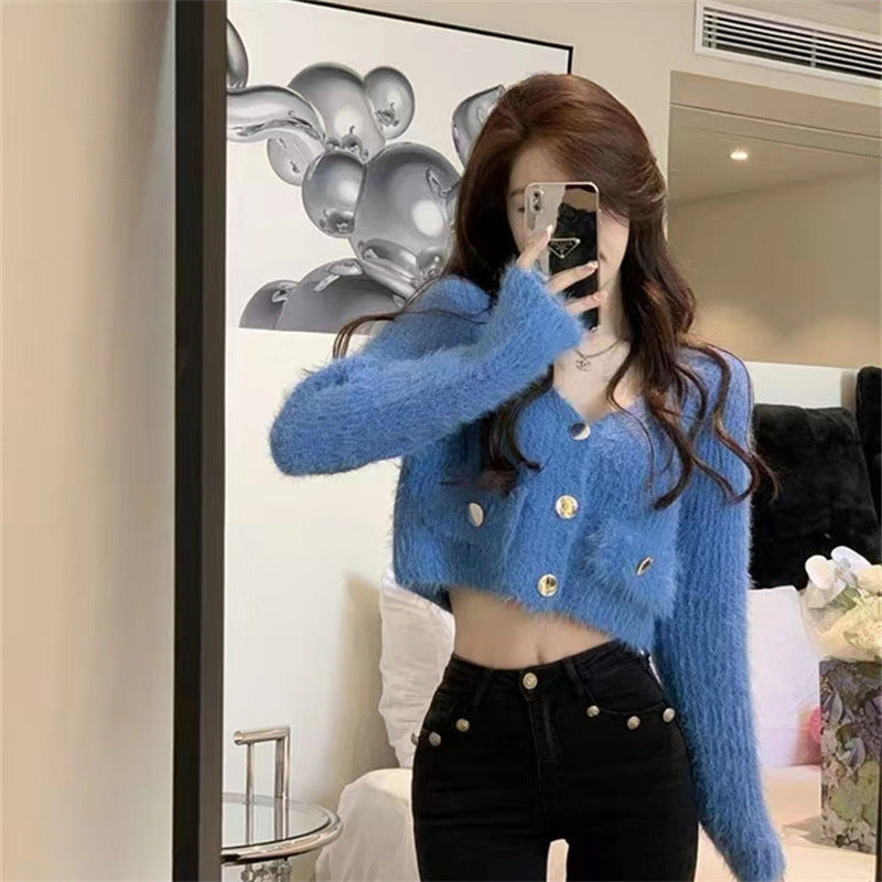 Cardigan en peluche pour femmes avec détails de boutons et poches pratiques Chic & Stil
