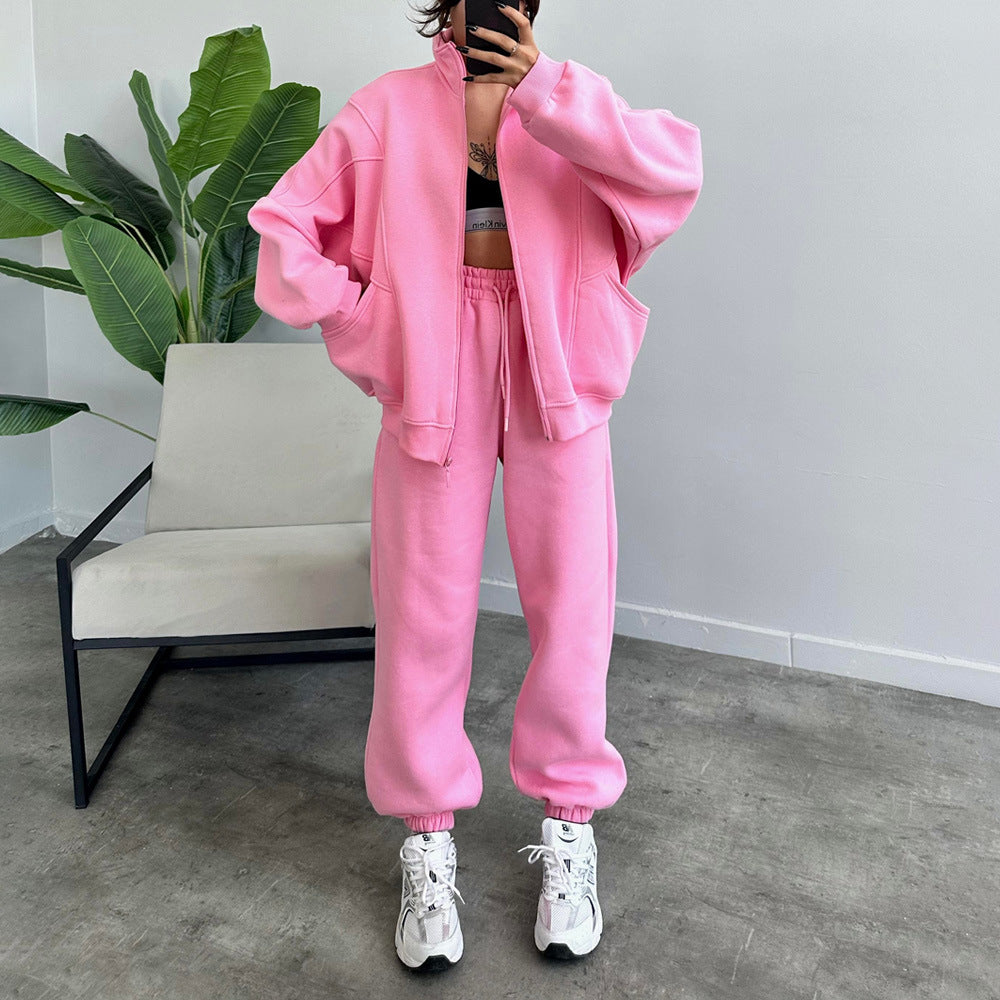 High-quality women's sporty loungewear set with a relaxed fit Lune London