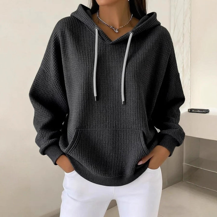 Hoodie de loisirs pour femmes en matériau texturé Chic & Stil