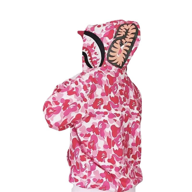 Women's hoodie jacket with modern camouflage design and high-quality cotton blend Lune London