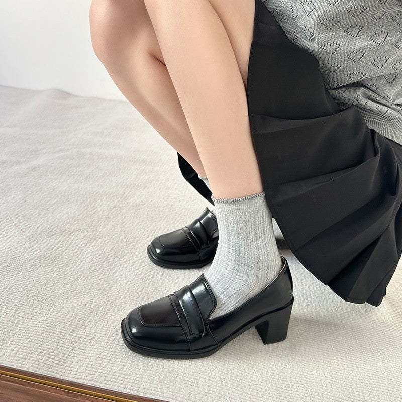 Women elegant block heel loafers with a shiny upper material and a comfortable insole Lune London
