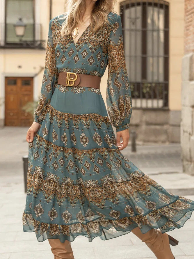 Maxi dress for women with voluminous sleeves and elegant floral design Lune London
