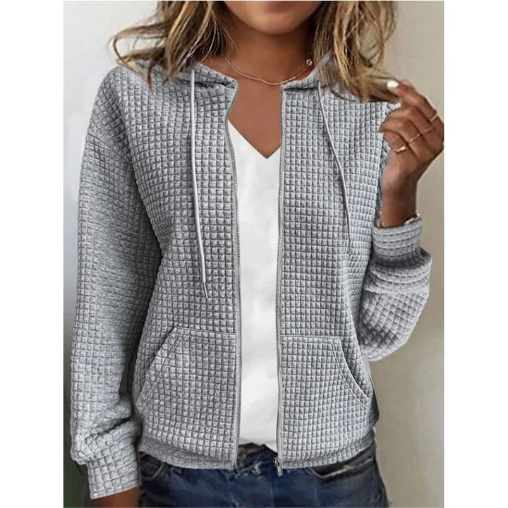 Hooded jacket in waffle structure for women with full zip and practical pockets Lune London