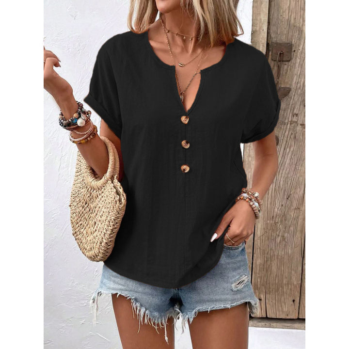 Casual blouse for women with button placket and round collar Lune London