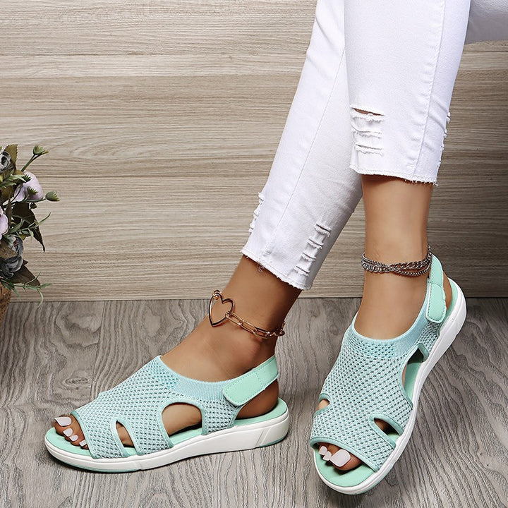 Comfortable women's sandals with breathable upper Lune London