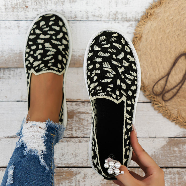Women's Slip-On Comfortable Sneakers with Chic Leopard Print and Style