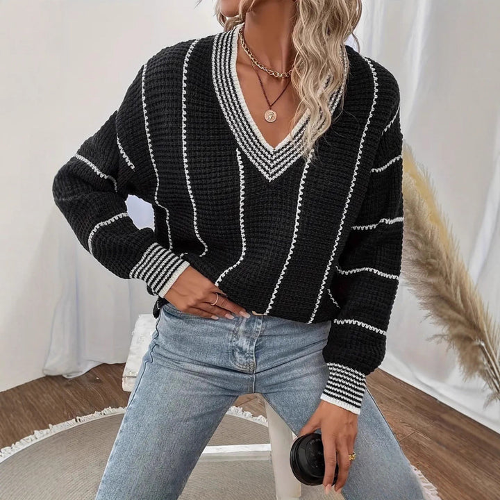 Casual sweater for women with V-neck and stripes Lune London