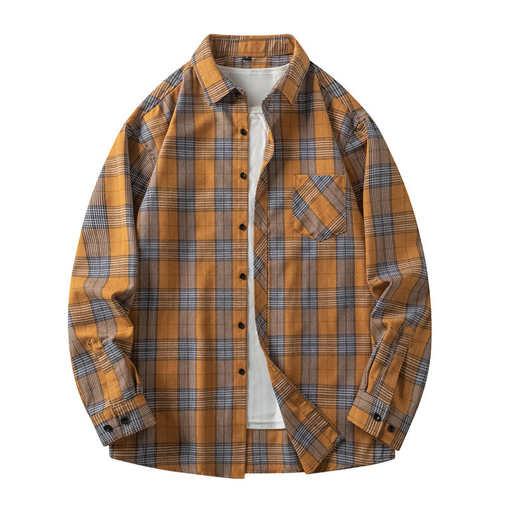 Casual checkered shirt for men with pockets and button-down collar Lune London