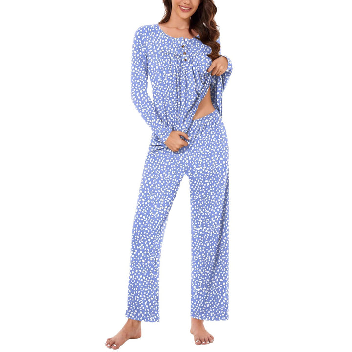 Women's pajama set made of soft fabric with practical pockets Lune London