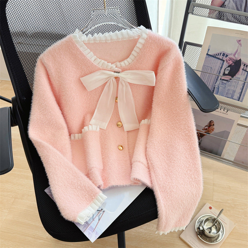 Cardigan Fluffy pour Femmes avec Col en Nœud Élegant et Boutons Décoratifs Chic & Stil